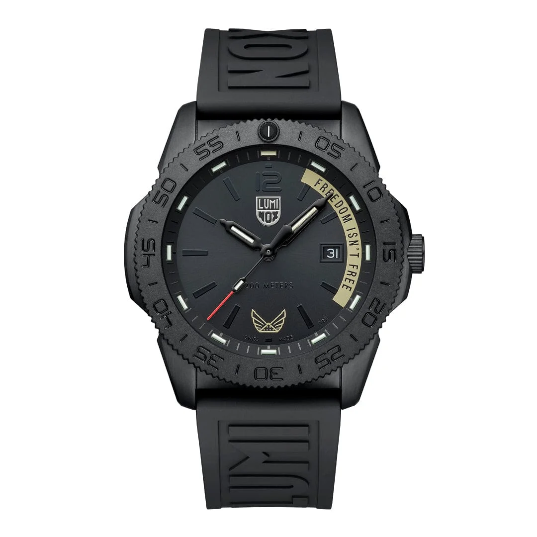 Luminox VOLITION AMERICA 'Freedom Isn't Free', 44 mm, Dive Watch XS.3121.BO.VOL.FR 44 mm kol saati