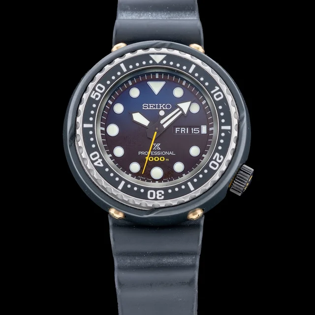 Seiko Prospex Quartz Diver's 35th Anniversary Limited Edition SBBN051 210009N43196 kol saa