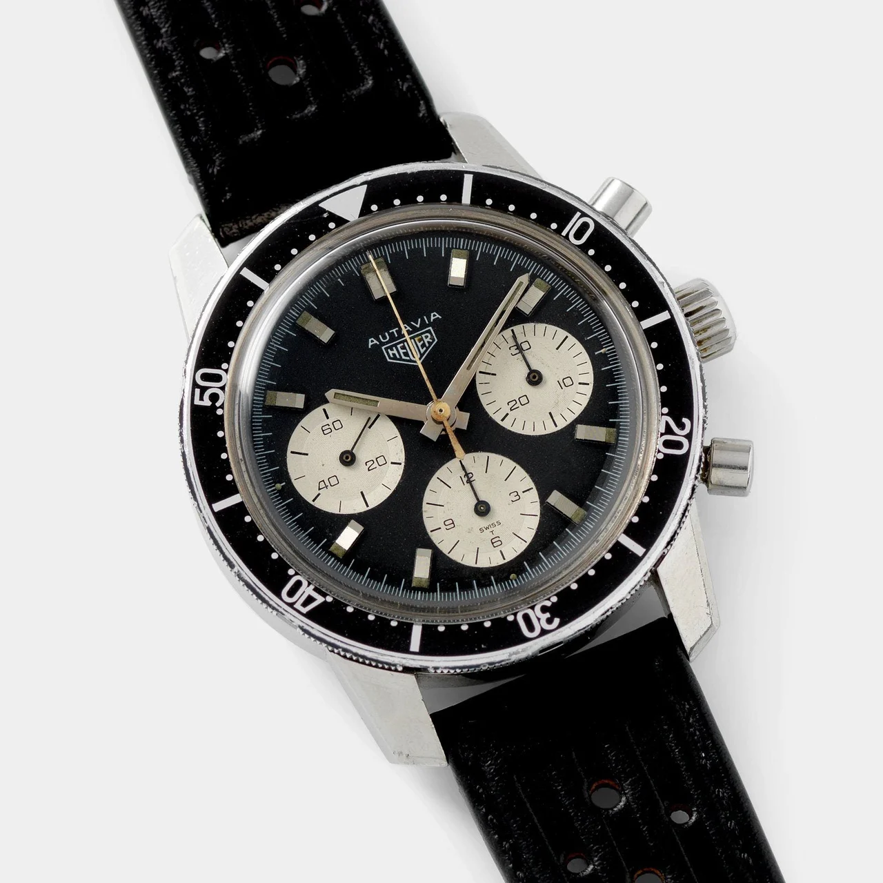 Heuer Autavia W-1078 40 mm kol saati