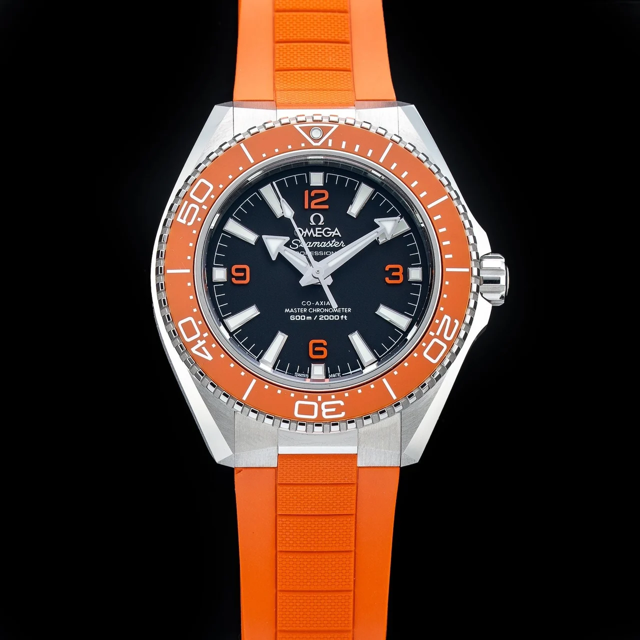 OMEGA Planet Ocean 217.32.42.21.01.004 210009N36228 42 mm kol saati