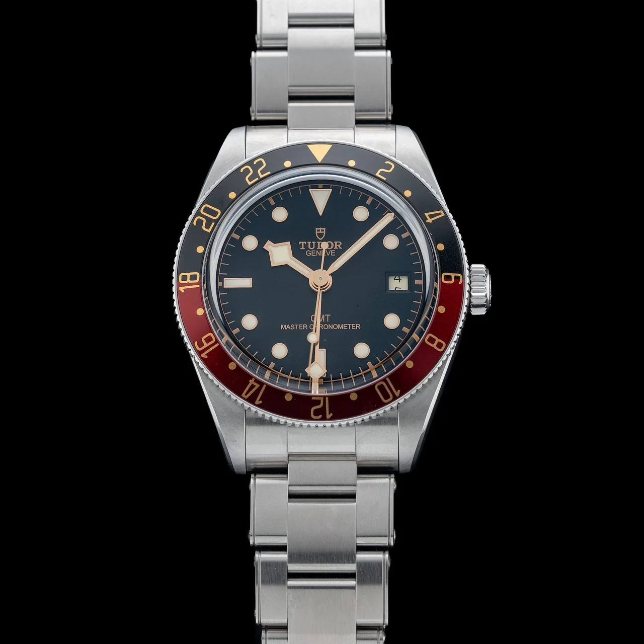 Tudor Black Bay 58 GMT 210009N42338 kol saati