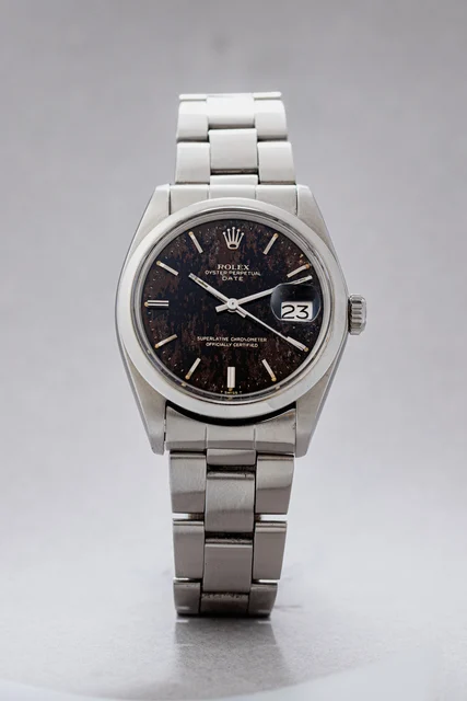 Rolex Date Ref. 1500 ‘Gilt’ kol saati