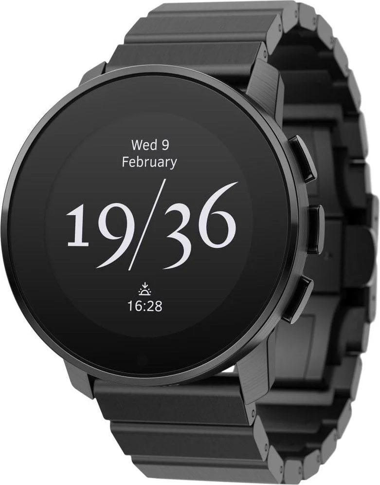 Suunto Peak Full Titanium Black SS050759000 43 mm kol saati