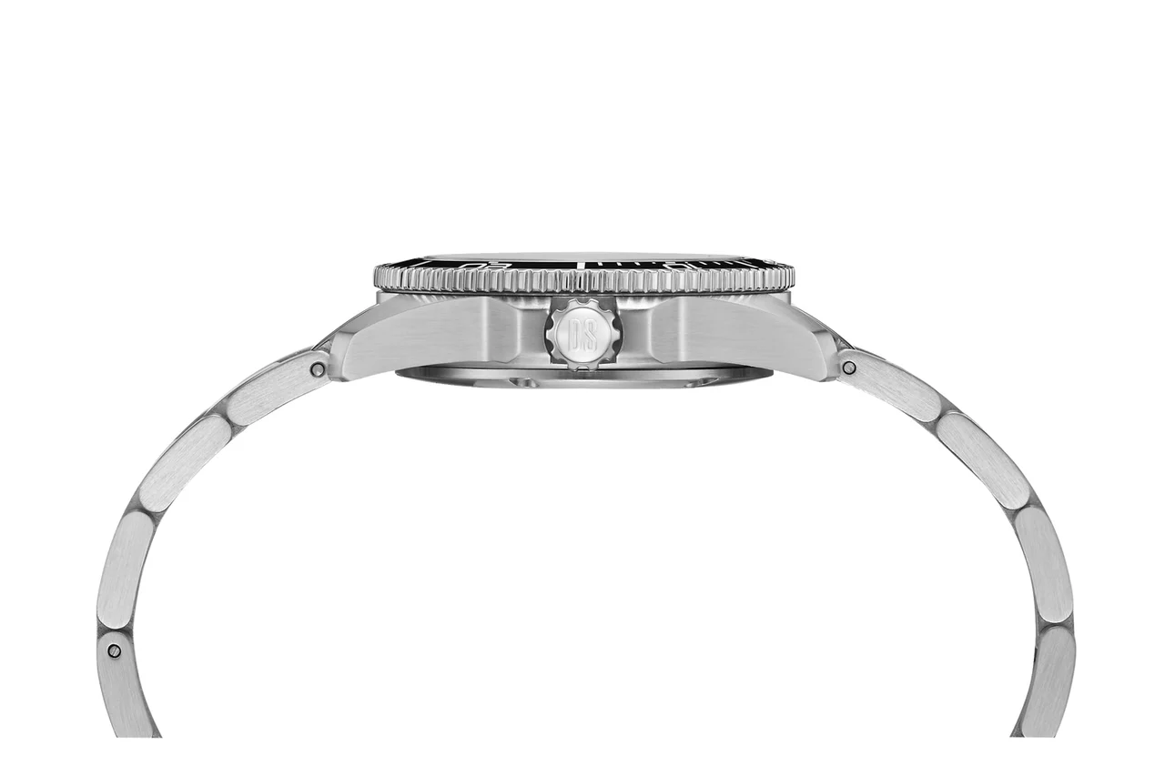 Certina Action 34.5mm C048.210.11.121.00 34.5 mm kol saati