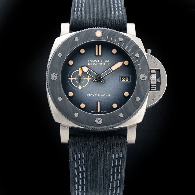 Panerai Submersible Navy SEALs Titanio 21009N29190 kol saati