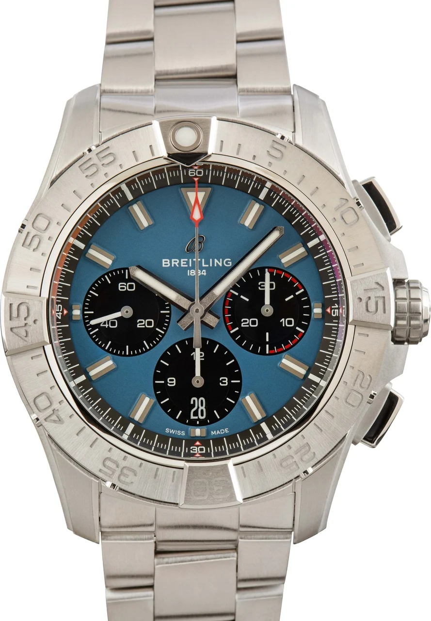 Breitling Avenger B01 Chronograph 44 Blue Dial Stainless Steel AB0147101C1A1 44 mm kol saati