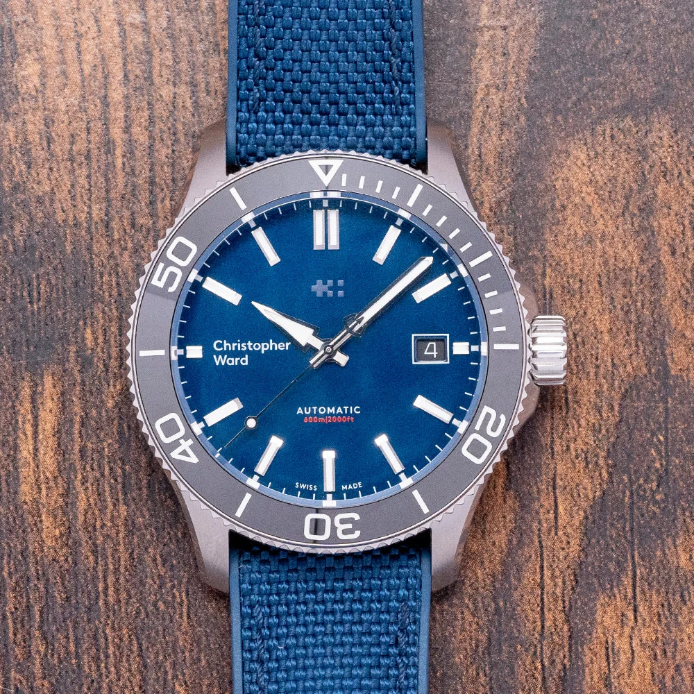 Christopher Ward Trident C60-40ADA3-S0KB0-HB 40 mm kol saati