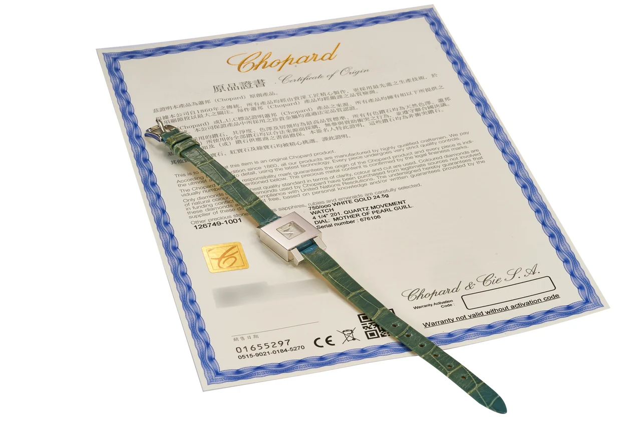 Chopard Ref. 12-6749-WL, mother-of-pear dial; 18K white gold (“ ”) kol saati