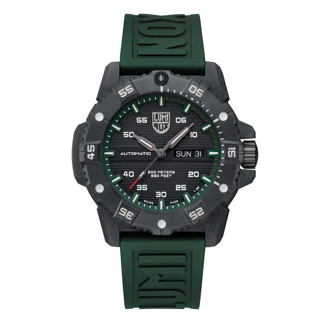 Luminox Master Carbon Seal XS.3877 45 mm kol saati