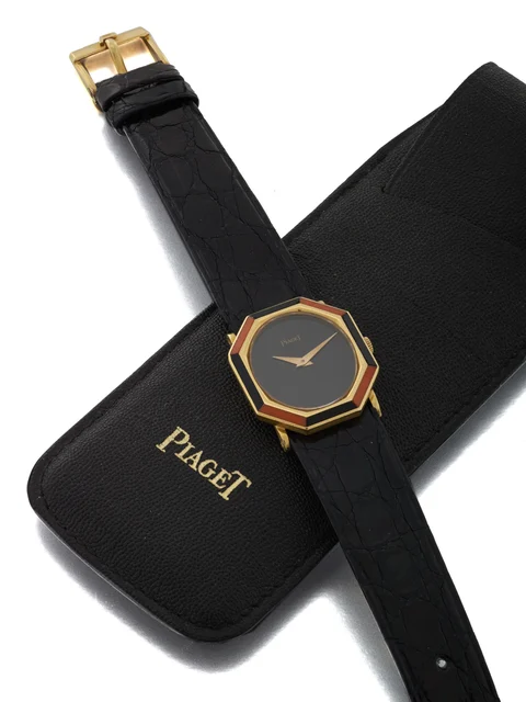Piaget PIAGET, REF. 9341, ONYX AND CORAL, YELLOW GOLD kol saati