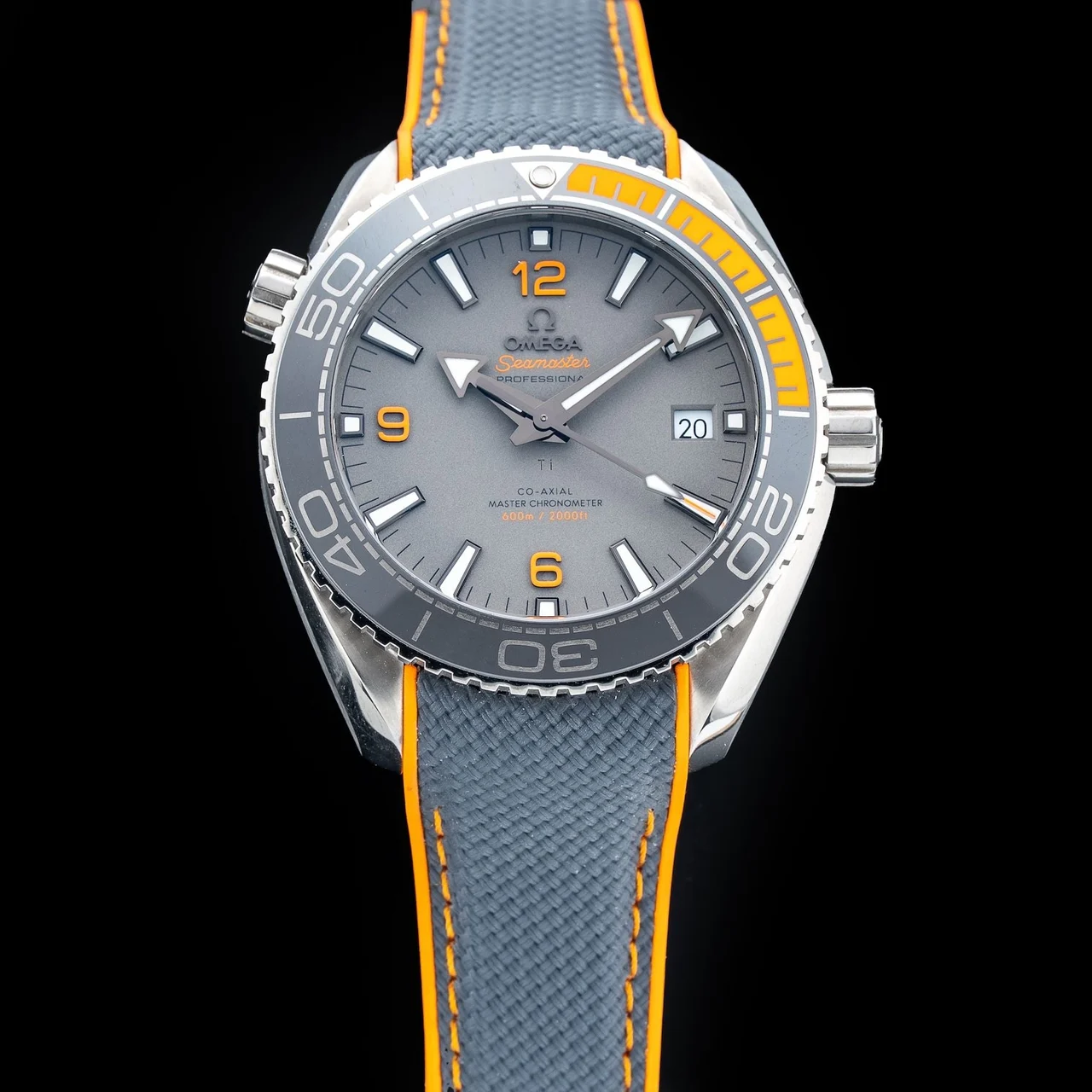 OMEGA Seamaster Planet Ocean 600M 210009N32057 43.5 mm kol saati