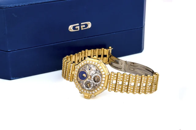 Gerard Genta GERARD GENTA REF. G3019 MINUTE-REPEATER PERPETUAL CALENDAR YELLOW GOLD AND DI