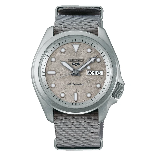 Seiko Sports SKX series SRPG63 SRPG63K1 kol saati