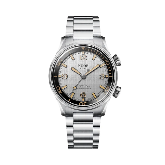 Kuoe Kyoto SOMBRERO 38mm - Silver on Flat-Link Bracelet w/ Additional Leather Strap sm9001