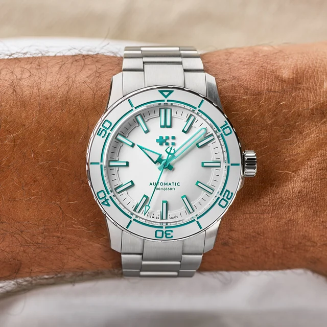 Christopher Ward Trident Reef C60-44A3H31S0WW0-RY kol saati