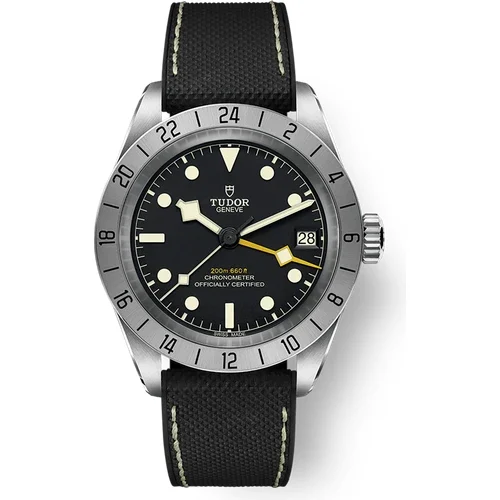 Tudor Black Bay Pro M79470-0003 kol saati