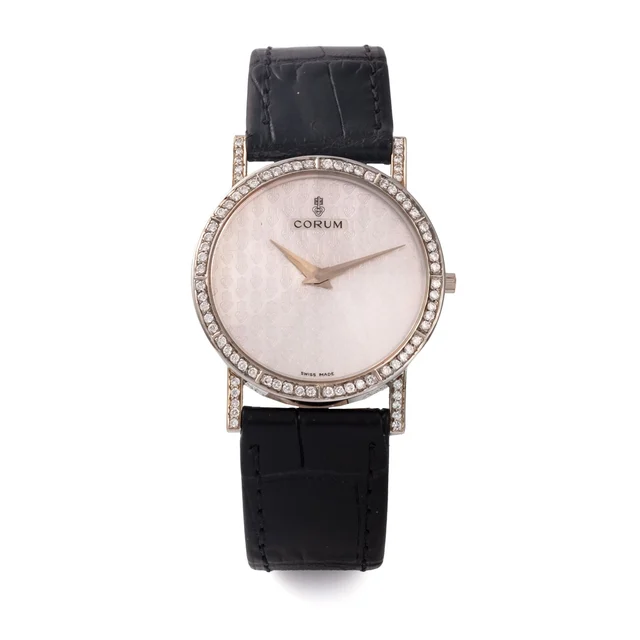 Corum Switzerland 50.127.59 kol saati
