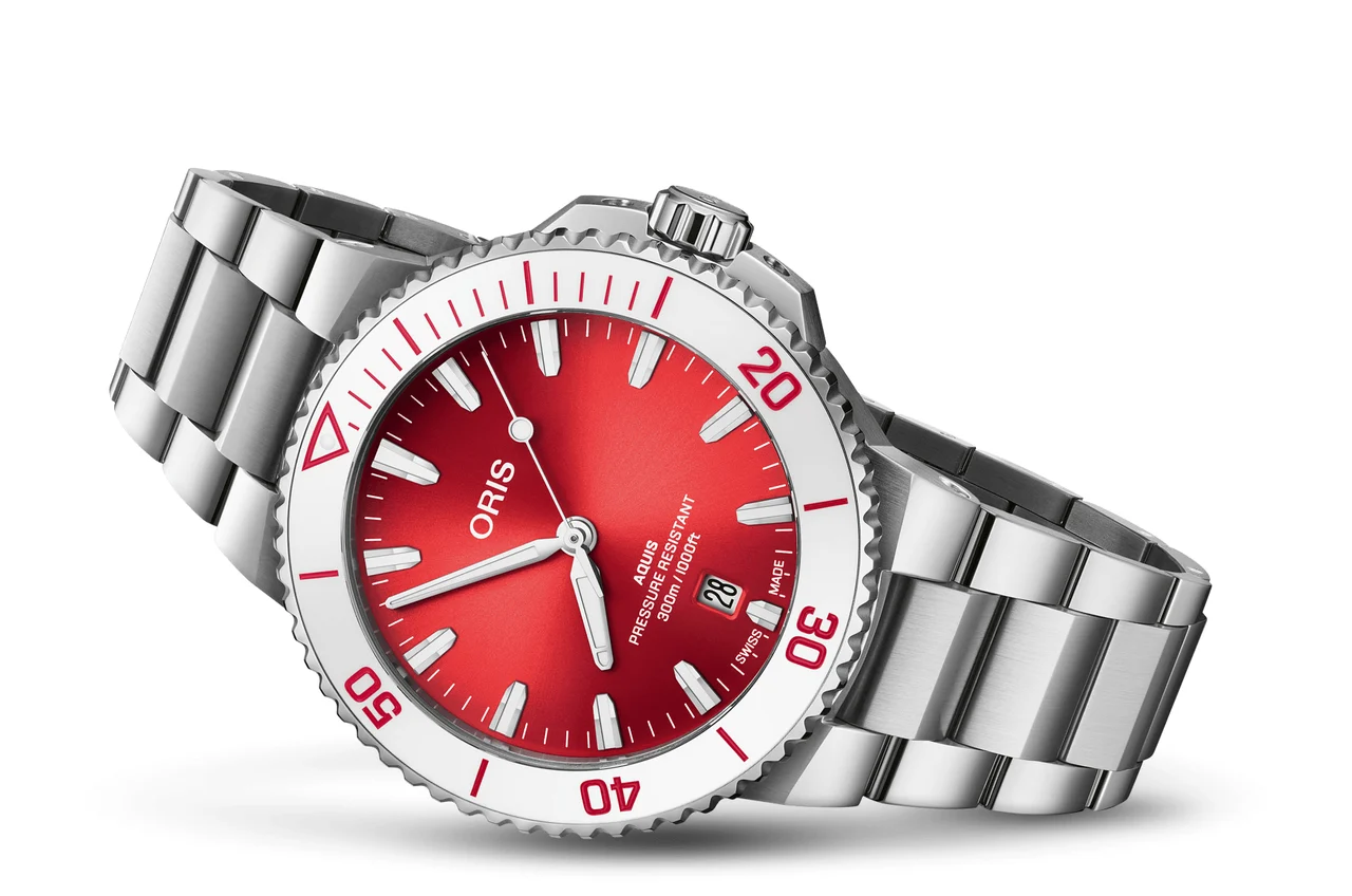 Oris Aquis Date Taste of Summer 01 733 7787 4138-07 8 22 04PEB 41.5 mm kol saati