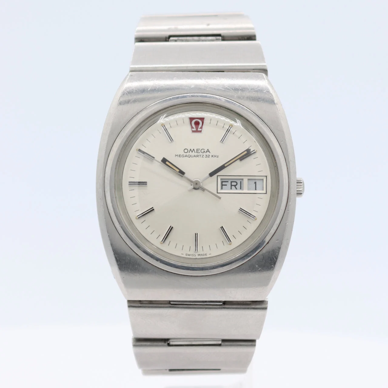 OMEGA Omega 8192025103638 39 mm kol saati