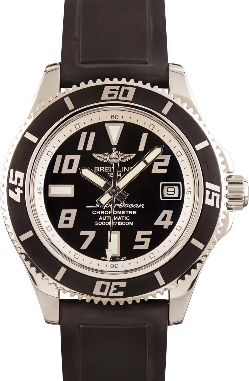 Breitling Superocean Black Dial A1736402/BA29 42 mm kol saati
