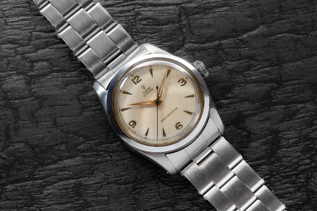 Tudor Tudor 40991439 kol saati