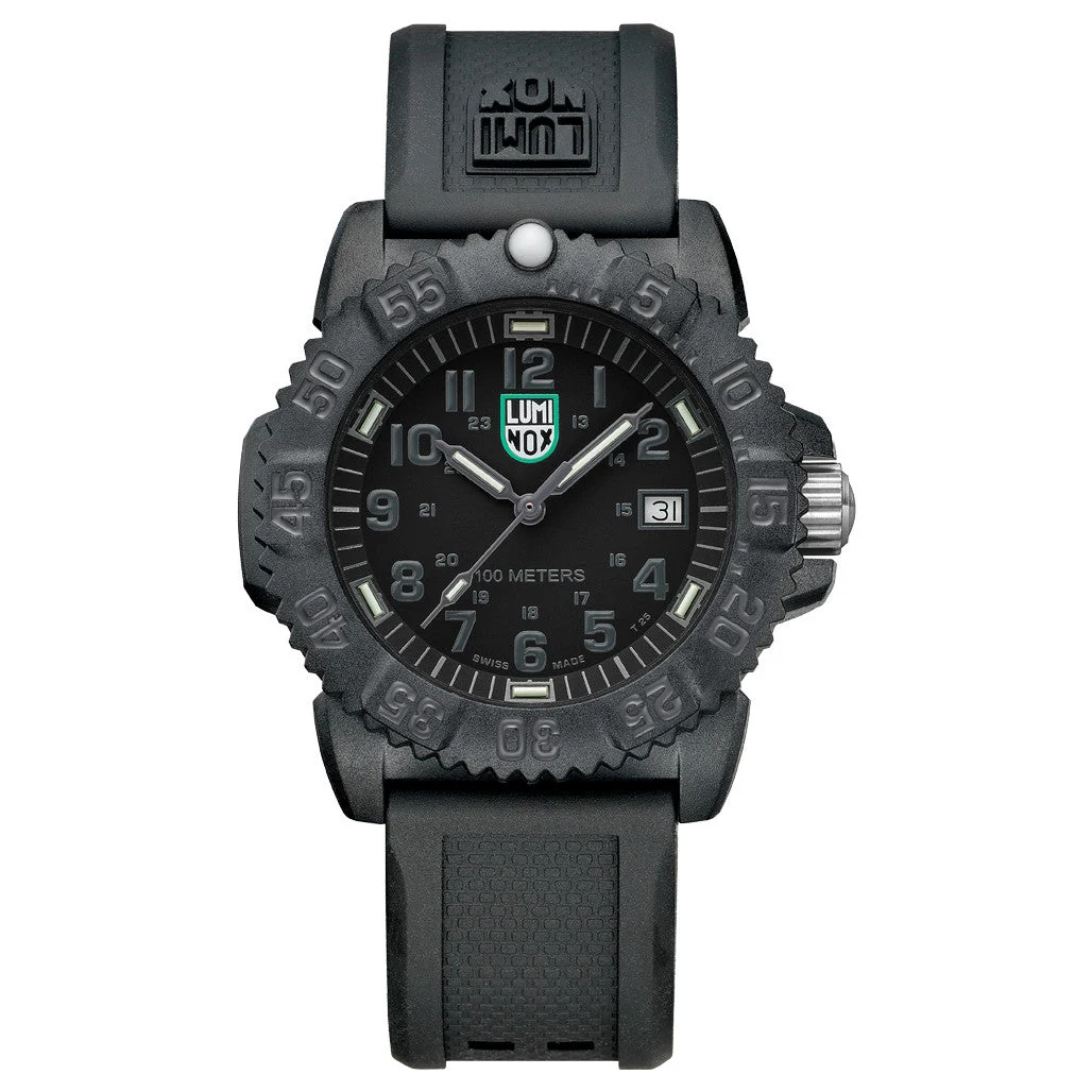 Luminox Sea Lion Pup Black & Grey Tritium Watch #X2.2072 37 mm kol saati