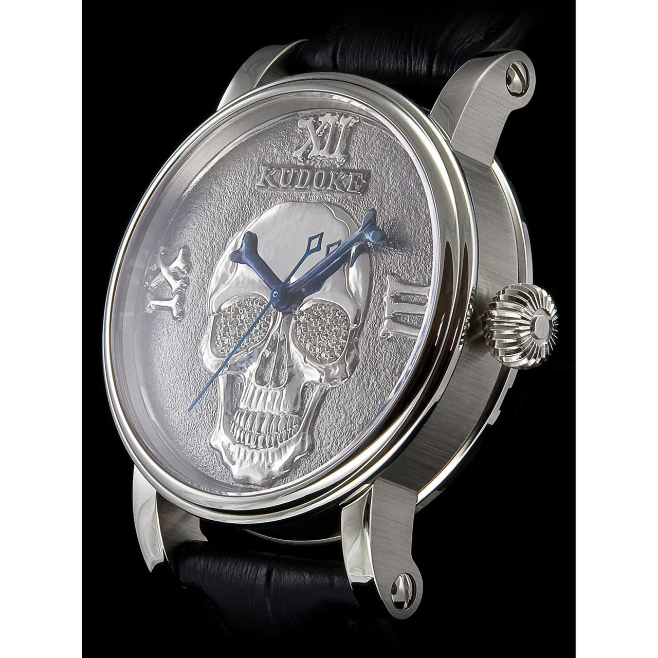 Kudoke Skull kol saati