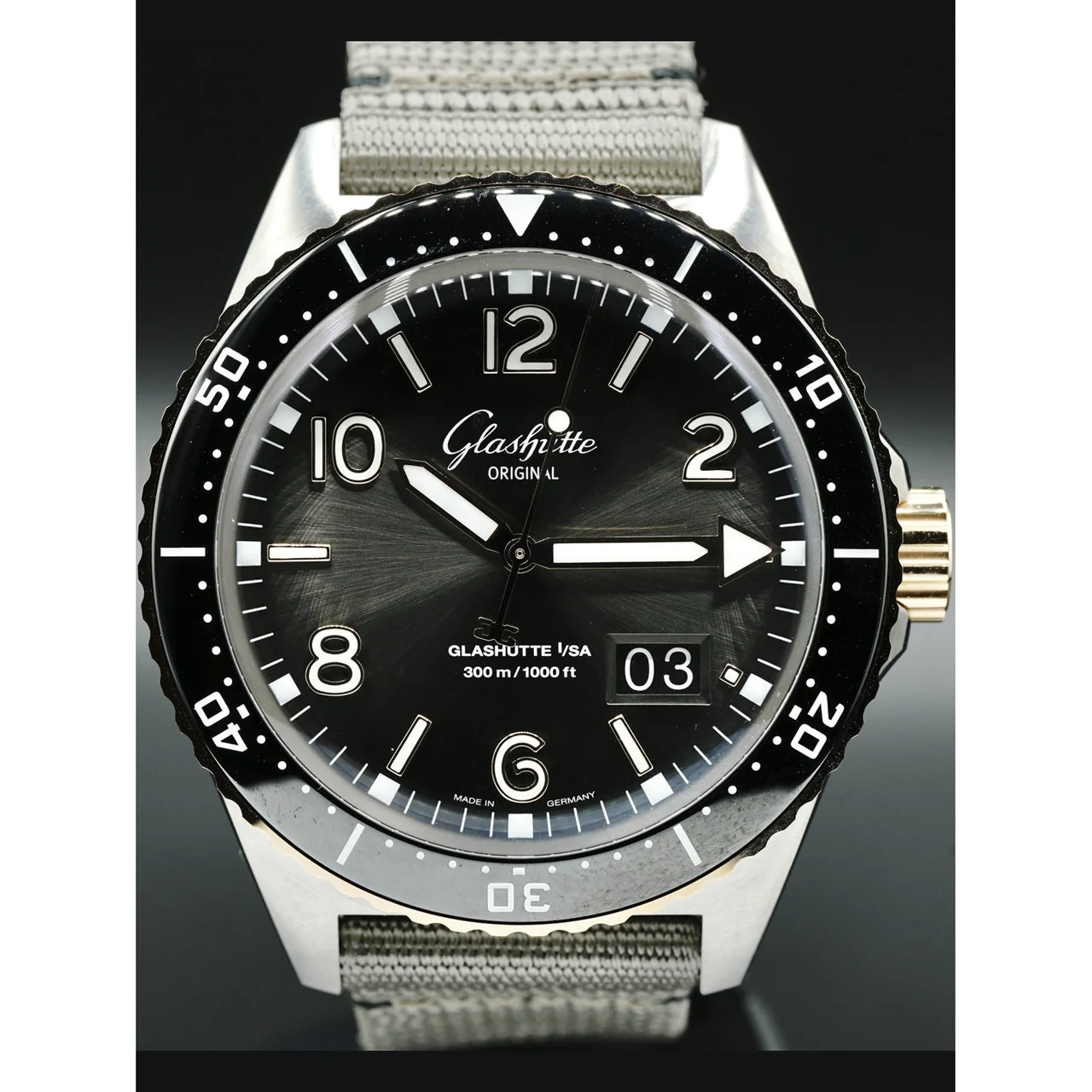 Glashutte Original Glashütte Original SeaQ Panorama Date Two-Tone 1-36-13-04-91-34 NAP210000022424 kol saati