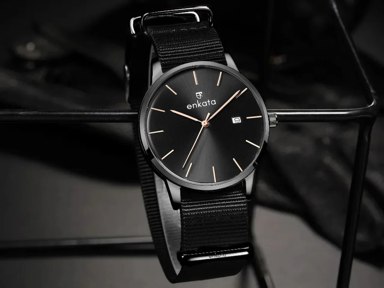 Enkatawatches Orcus Dark 40 mm kol saati