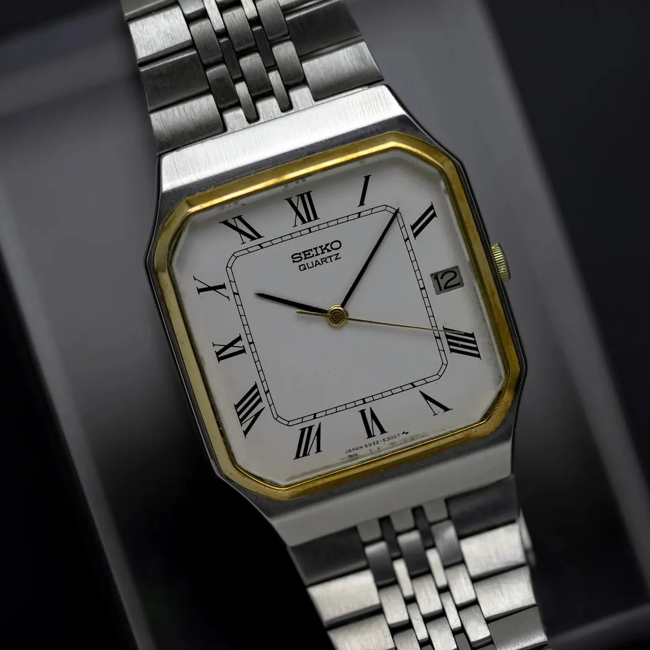 Seiko Quartz, Ref. 5932-5200, Cal. 5932, Quartz, 1985 Quartz, Ref. 5932-5200, Cal. 5932, Men's Quartz, 1985 30 mm kol saati