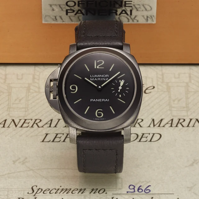 Panerai PANERAI REF. 6750 PAM 26 LEFT-HANDED STEEL PVD kol saati