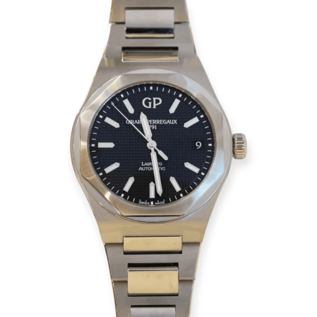 Girard-Perregaux Girard Perregaux Laureato Stainless Steel 42mm 810 Pre-Owned Girard Perre