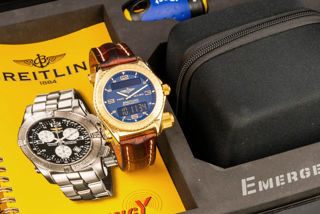 Breitling BREITLING, REF. A7332211/B826, EMERGENCY, GOLD kol saati