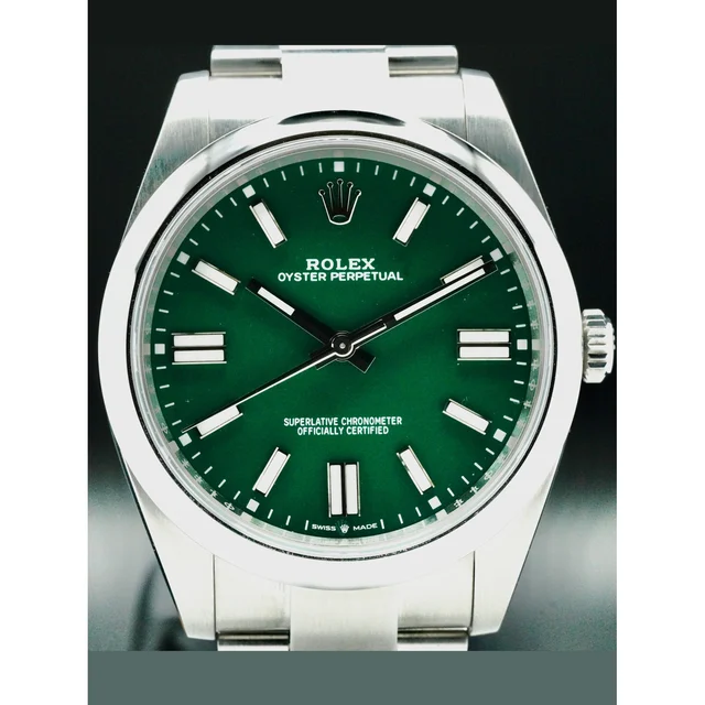 Rolex Oyster Perpetual 41 Green 210000066536 kol saati