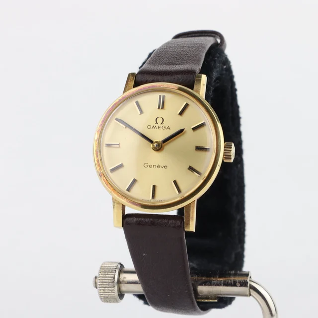OMEGA Genève 250153 kol saati
