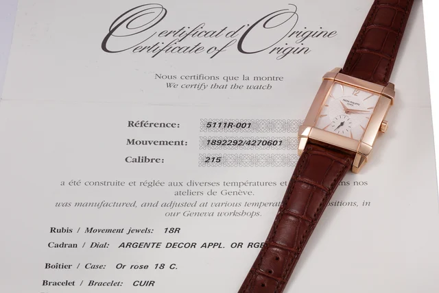 Patek Philippe PATEK PHILIPPE REF. 5111R, 18K PINK GOLD kol saati