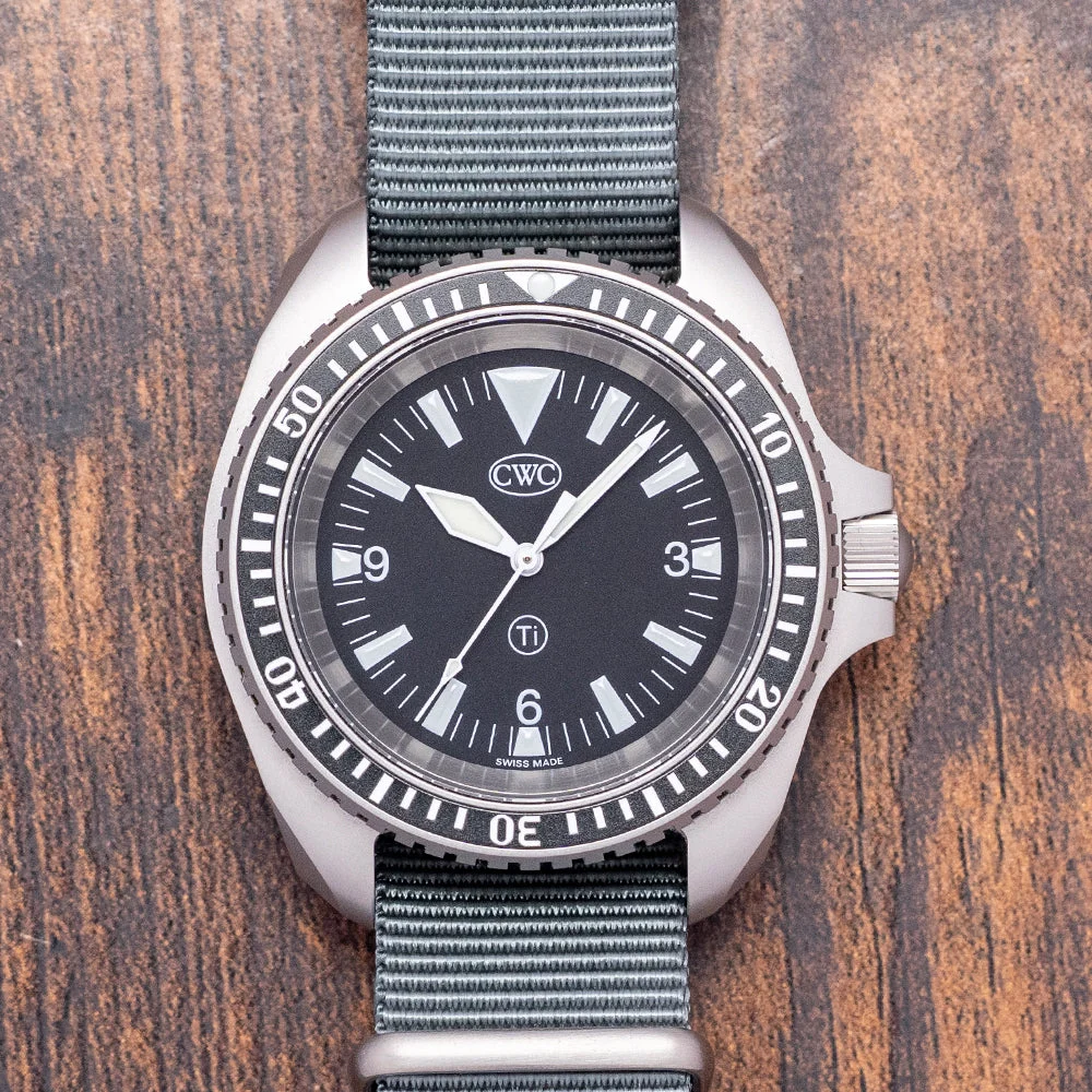 CWC CWC Ti300 42 mm kol saati