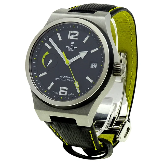 Tudor North Flag I358579 kol saati