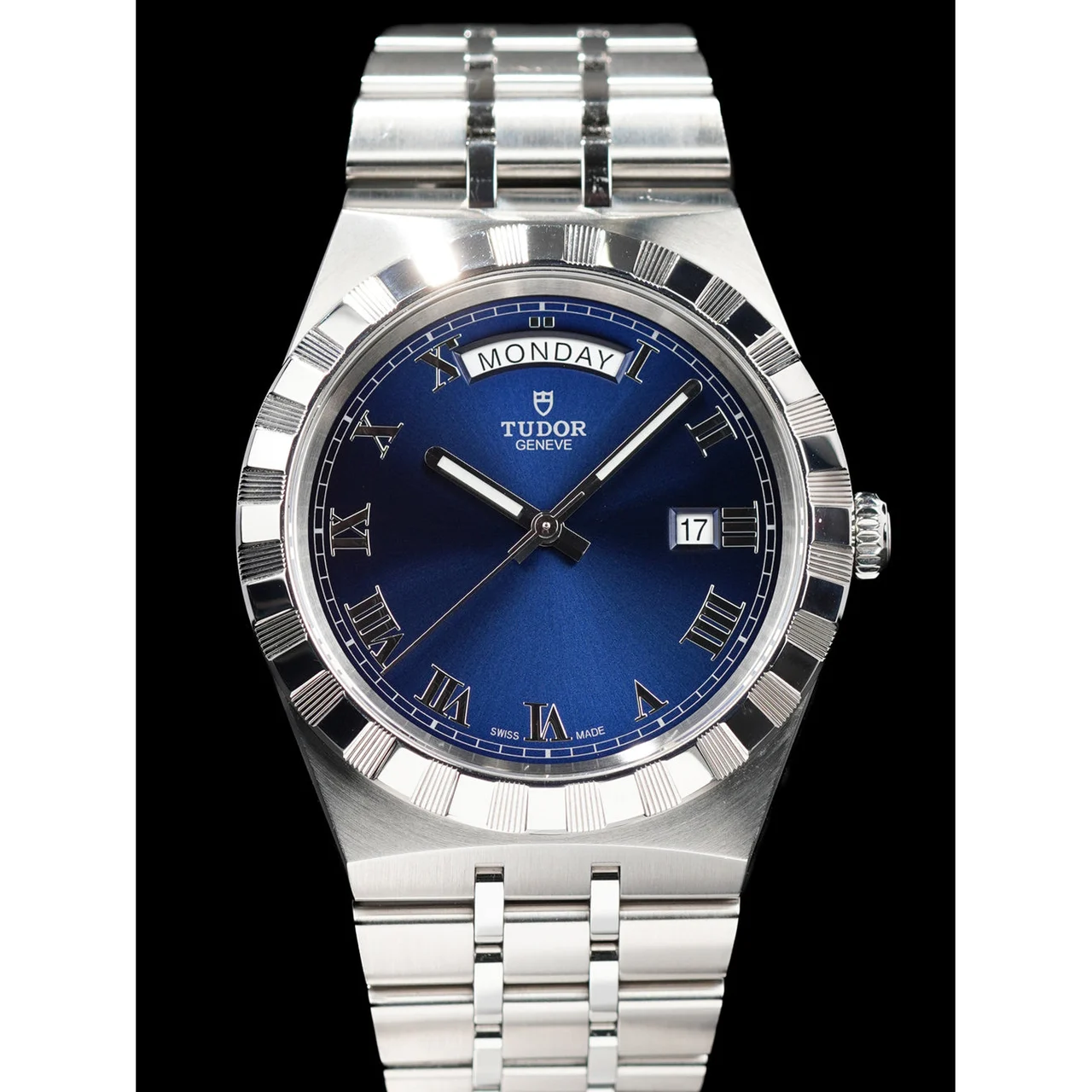 Tudor Royal 41mm Blue Dial Steel 21009N29204 41 mm kol saati