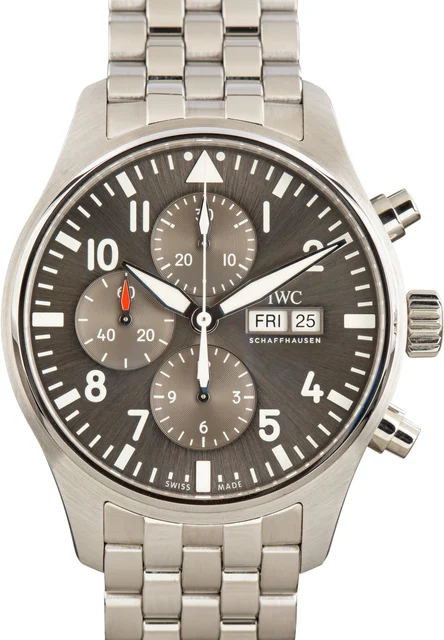 IWC Pilot’s Watch Spitefire Chronograph Ref IW377719 Grey Dial kol saati