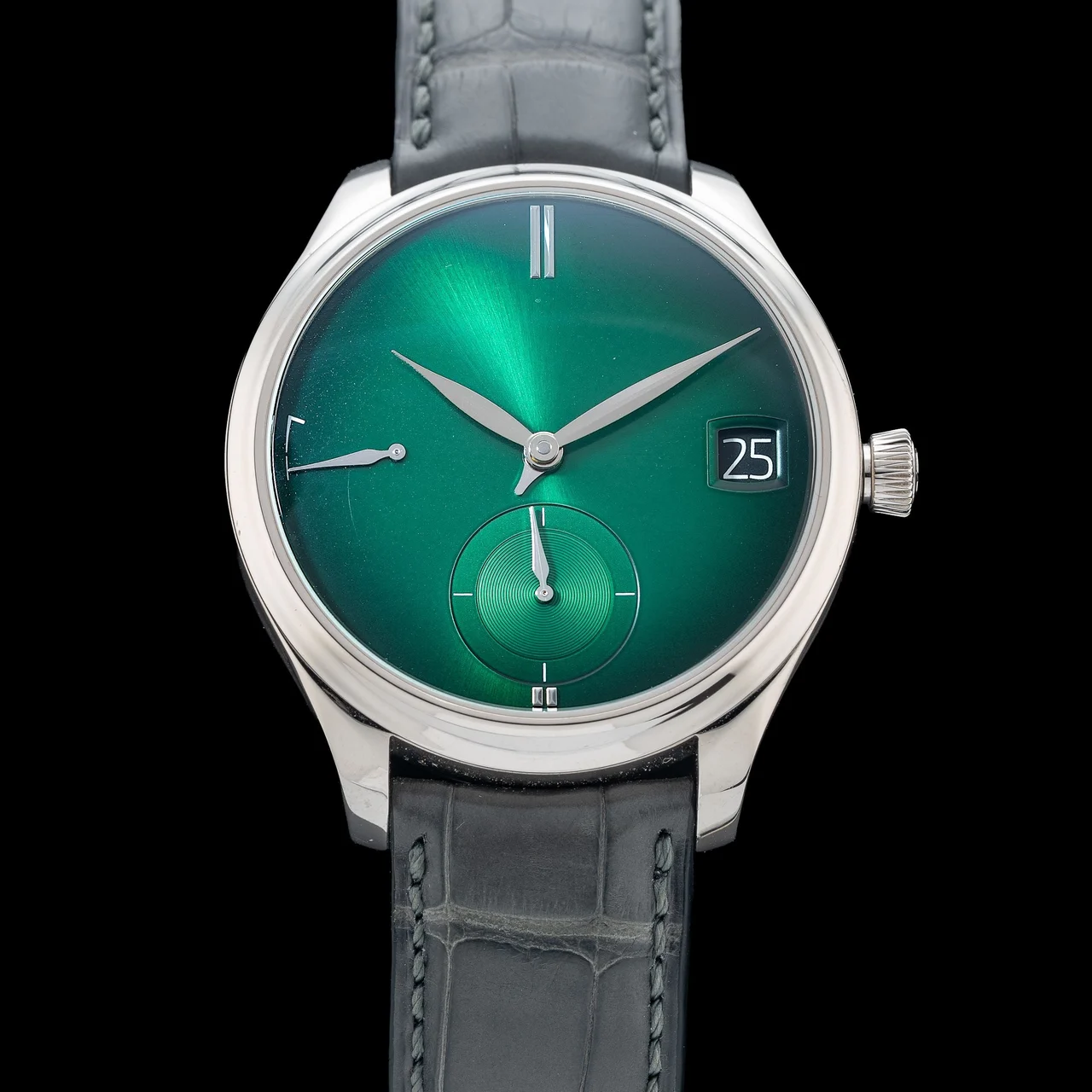 H. Moser & Cie. - Moser & Cie. 1800-0202 Endeavour Perpetual Calendar Purity Cosmic Green NAP210009N7882 kol saati
