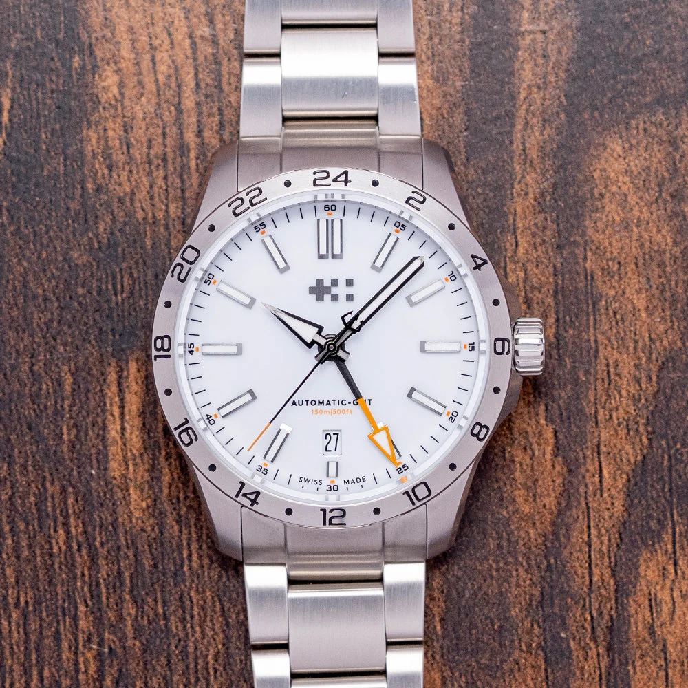 Christopher Ward Sealander C63-39AGM3-S00W2-B0 39 mm kol saati