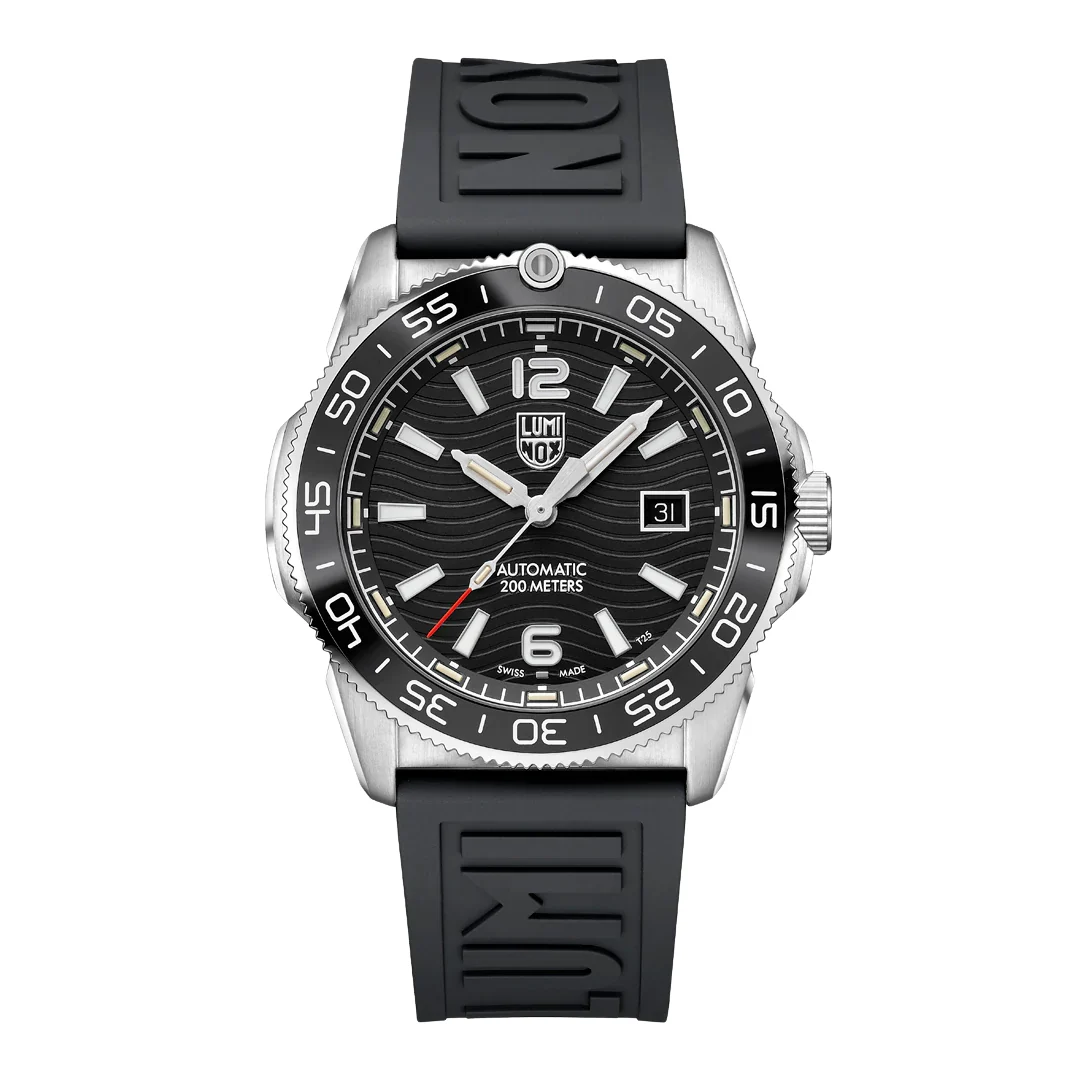 Luminox Pacific Diver LM3101 42 mm kol saati