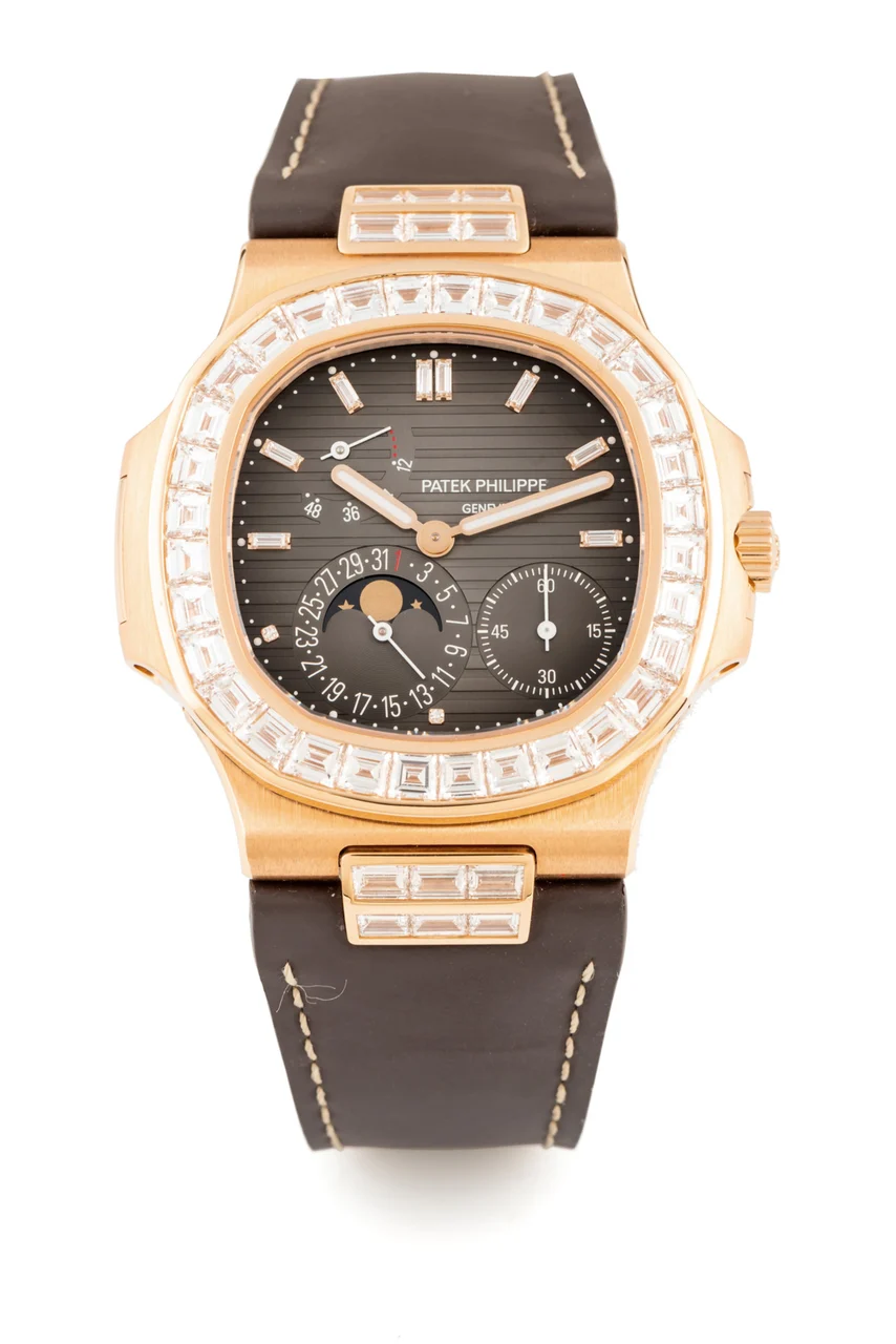 Patek Philippe PATEK PHILIPPE, REF. 5724, NAUTILUS, BAGUETTE DIAMONDS, PINK GOLD, NEW kol saati