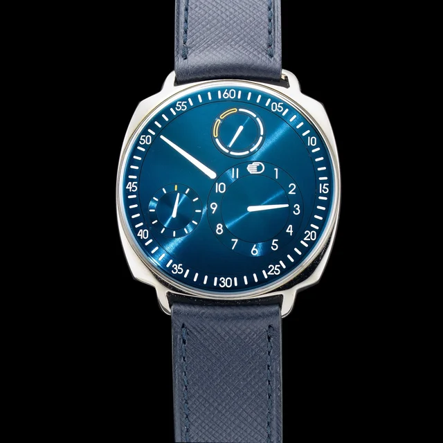 Ressence Type 1 New Square Navy POC210009N32707 kol saati