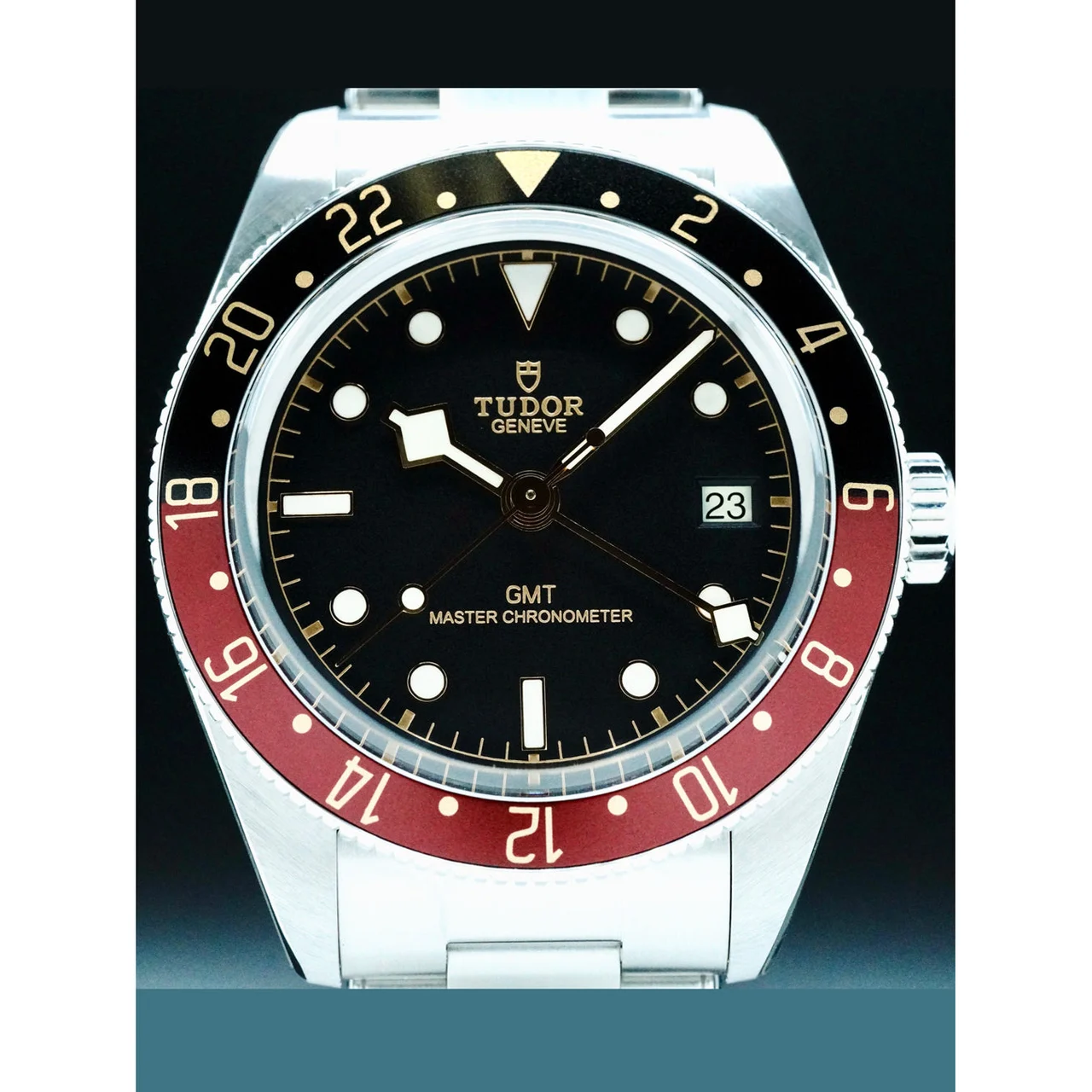 Tudor Black Bay GMT 39mm Stainless Steel POC210000080382 39 mm kol saati