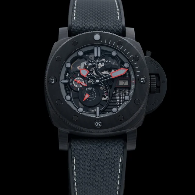 Panerai Luminor Submersible 47 S Brabus Black Ops Edition PAM01240 ER210009N1240 kol saati