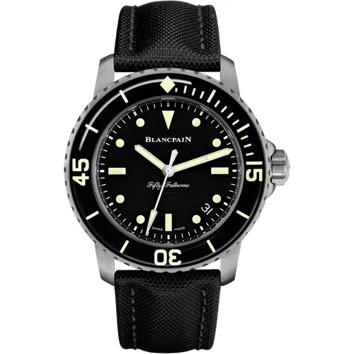 Blancpain Fifty Fathoms Nageurs de combat 5015E 1130 B52A kol saati