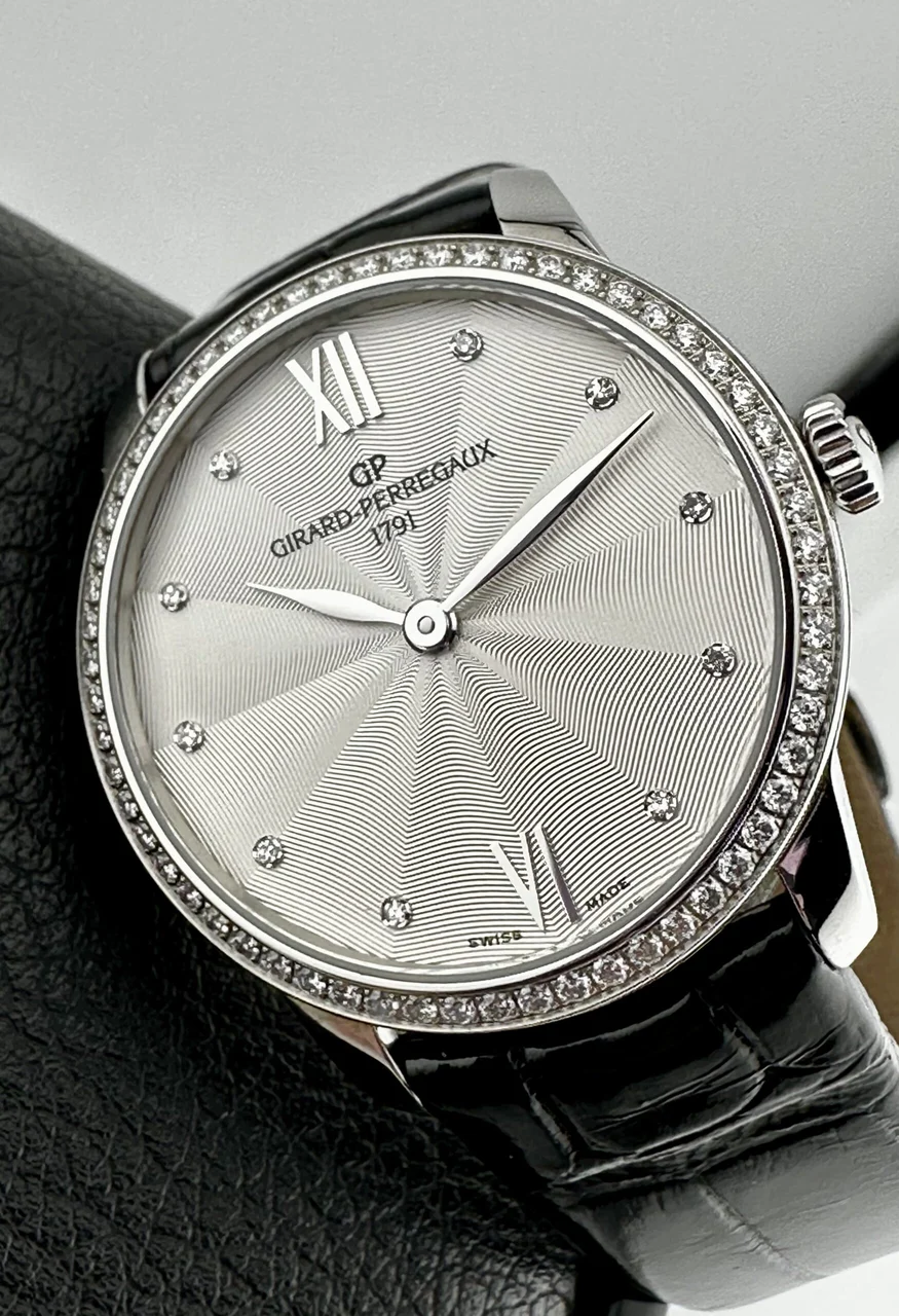 Girard-Perregaux Girard-Perregaux 306557366936 30 mm kol saati