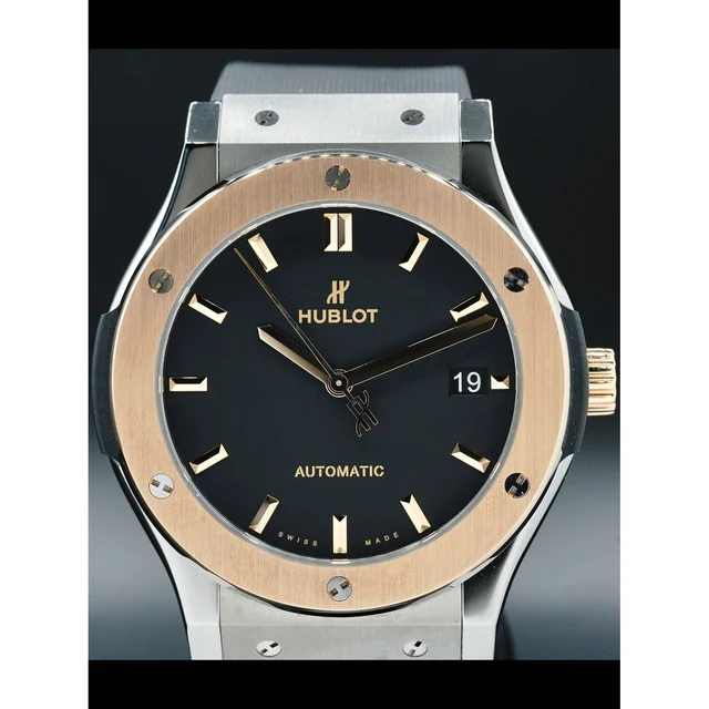 Hublot Classic Fusion 45mm Black Dial 511.NO.1181.RX 210000027425 kol saati